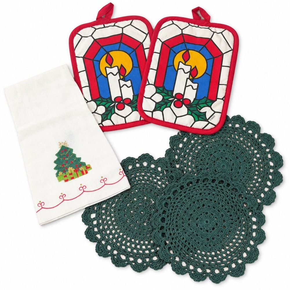 Vintage Christmas Bundle 2 Cotton Potholders, Linen Hand Towel, Crochet Dollies
